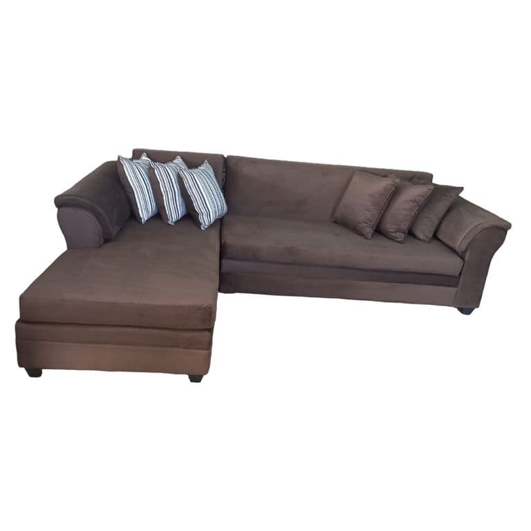 SECCIONAL FELPA MUSTANG GRANDE IZQUIERDO CHOCOLATE