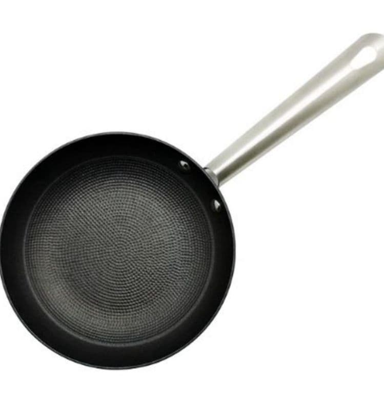 SARTEN 20 CM IRON CAST HONEYCOMB