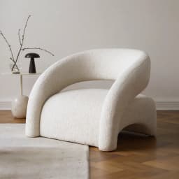 Poltrona sitial moderno tapizado en tela texturizada color blanco Blanco