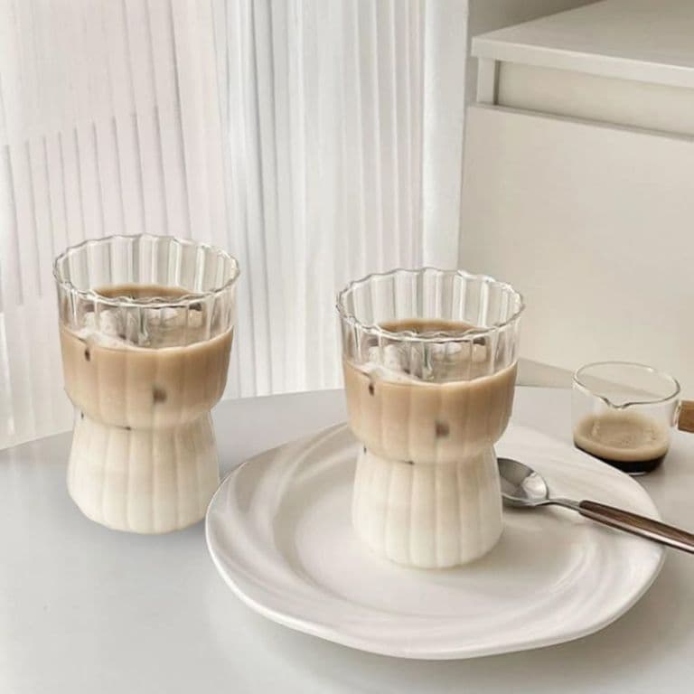 Set de 2 Vasos Altos de Vidrio con Relieve 250 ml