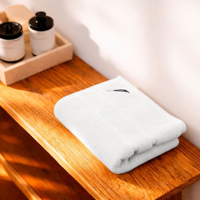 Toalla de mano SIGNATURE Premium 100% algodon blanca