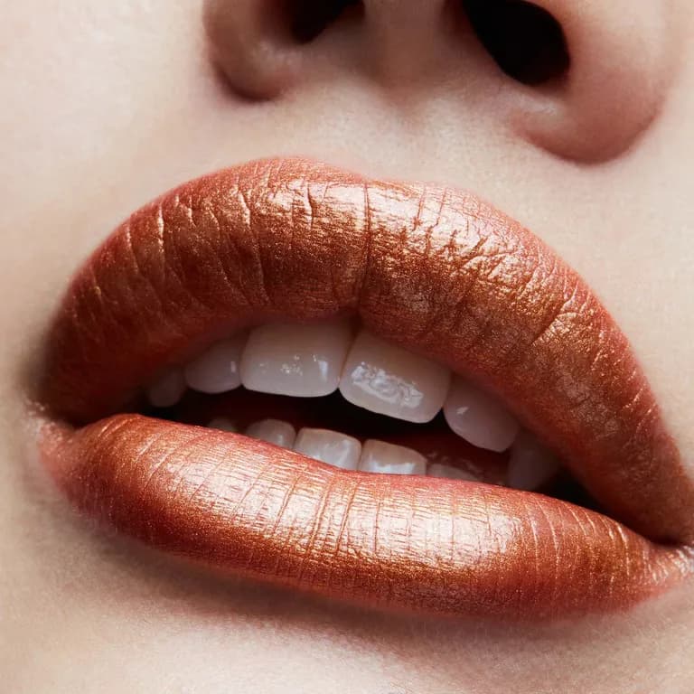 Labial Frost Lipstick Bronze Shimmer