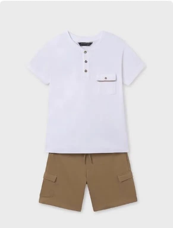 Conjunto bermuda y camiseta cuello panadero chicos Marfil 8 ANOS