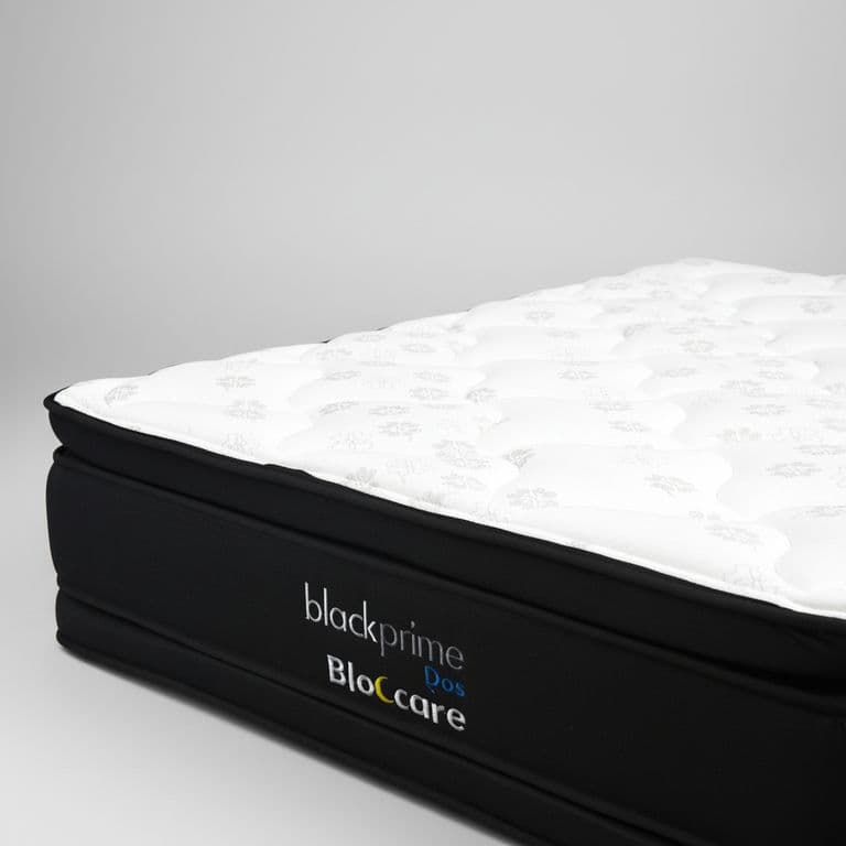 Cama 1.5 Plaza Box 8 cm - L190 cm + Colchon Black Prime - Modelo Dos / Con Rueda Divan (Gris)
