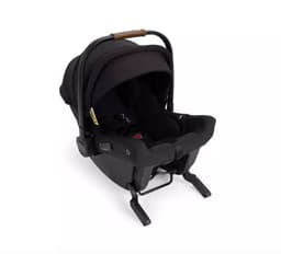 Silla de Auto New Pipa Urbn Caviar Negro