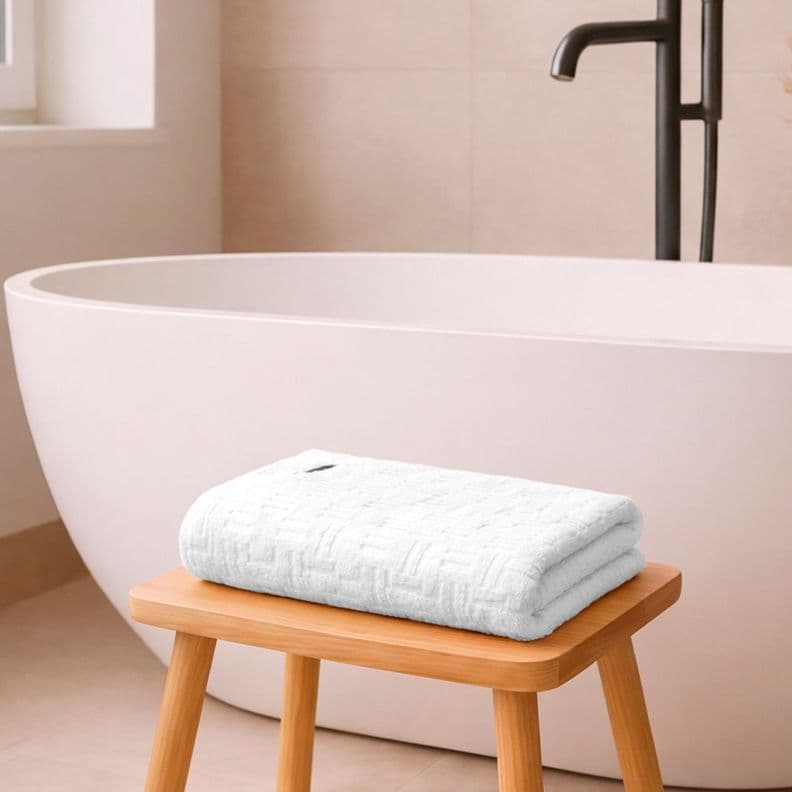 Toalla de Bano Cuerpo SAVOY Nautica Home 76x137cm 100% algodon ultra suave blanca Blanco