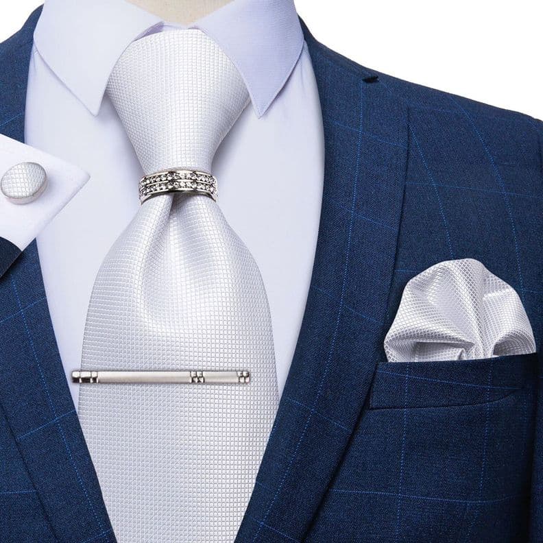 Corbata Hombre Seda + Clip sujetador, anillo, pano, colleras en caja Blanco