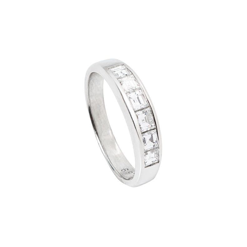 Anillo Medio Cintillo 0.69 CT Talla 11