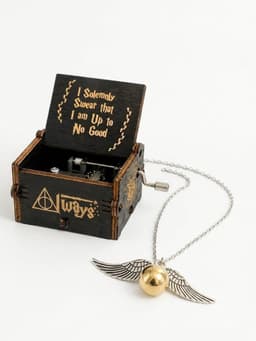 JUEGO DE CAJA MUSICAL Y COLLAR HARRY POTTER