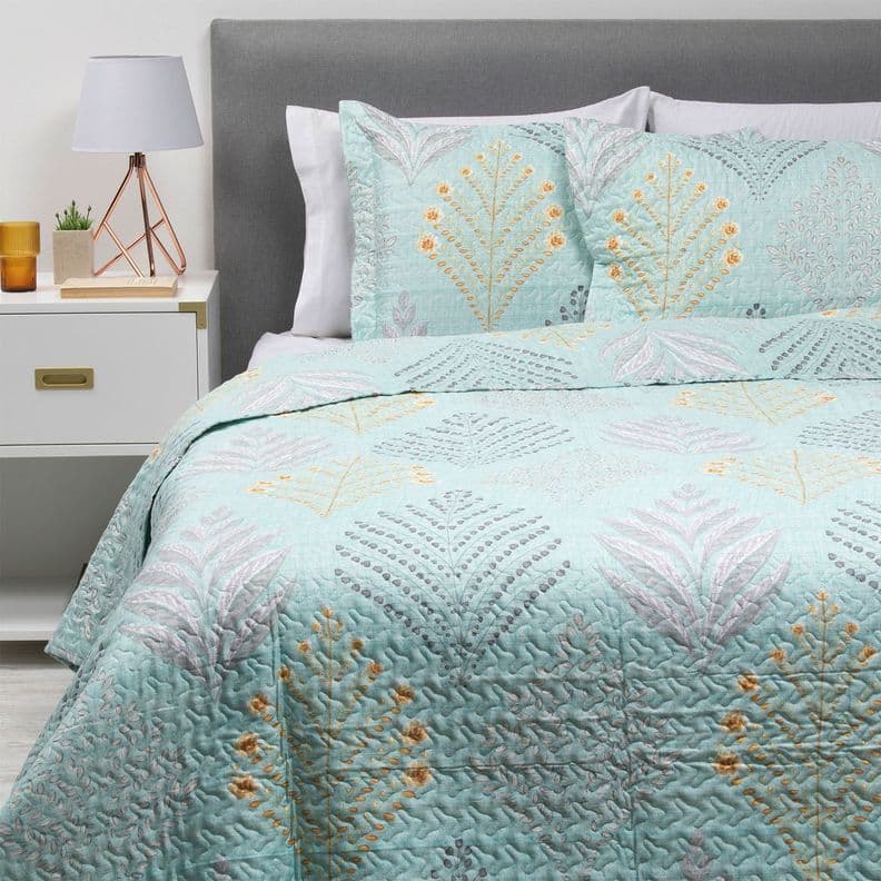 CUBRECAMA ESTAMPADO KING PLAZAS VERDE