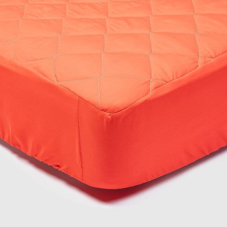 Cubrecolchon Rojo Arthome King