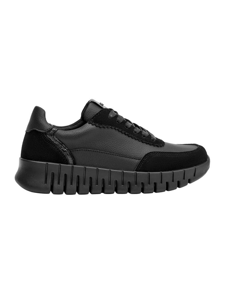 Zapatilla Urbana Acordonado Cuero Mujer Negro 35