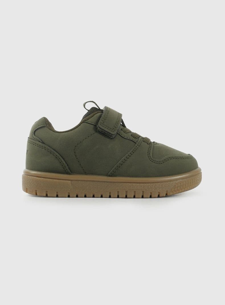 Zapatilla Urbana Elastico y Velcro Nino T.21 a T.27 Verde