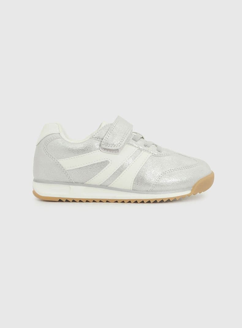 Zapatilla Urbana Plateada Lifestyle Nina T.28 a T.33 Plata